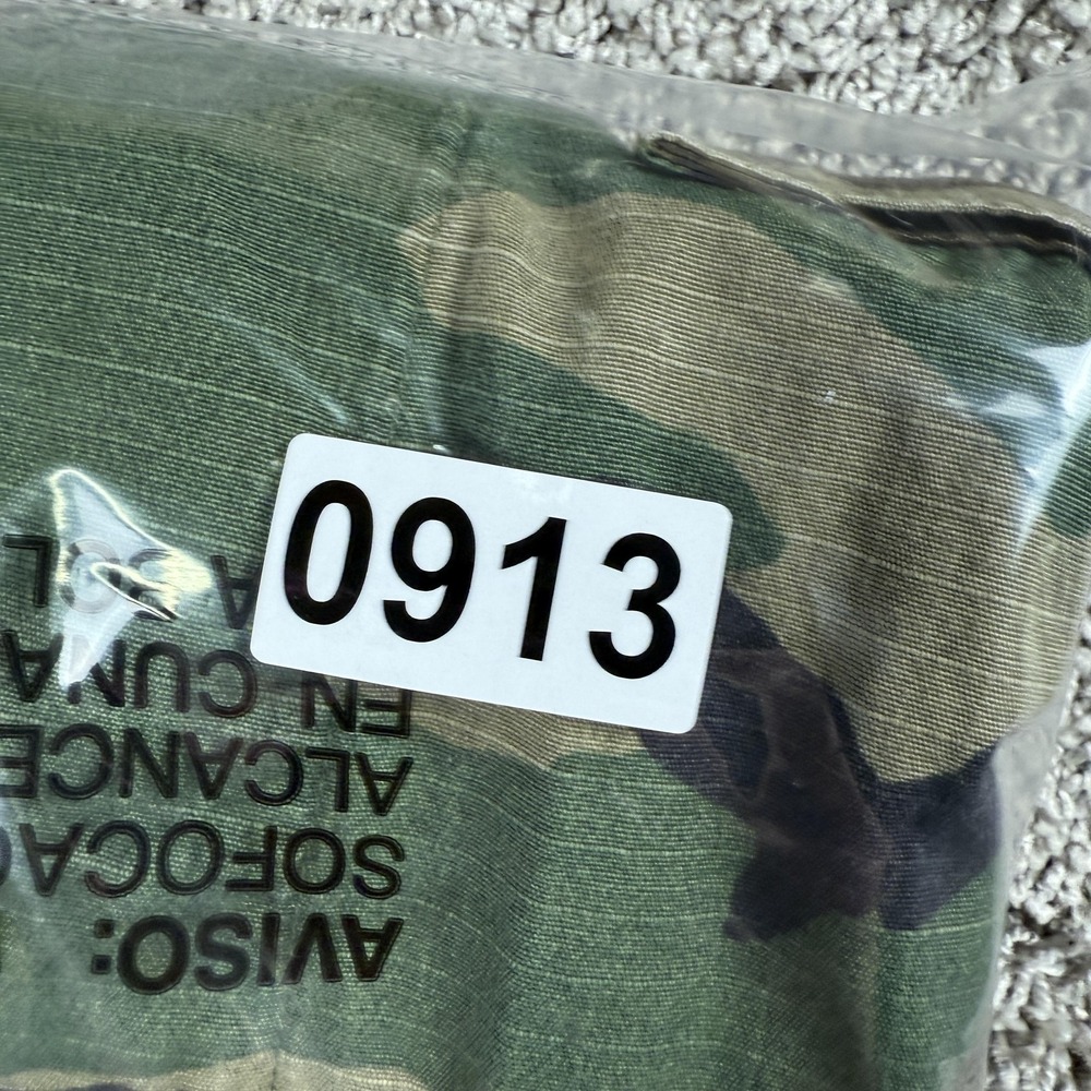 Vintage US Army Jacket Mens Medium Regular Woodland Camo Military‎ Coat 80s - Picture 11 of 11